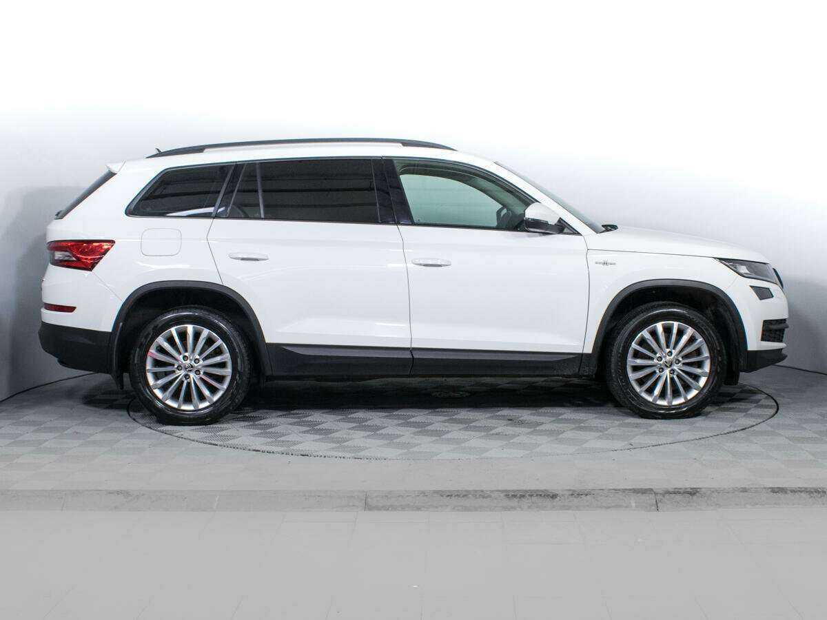 Купить Skoda Kodiaq с пробегом. Фото: #3