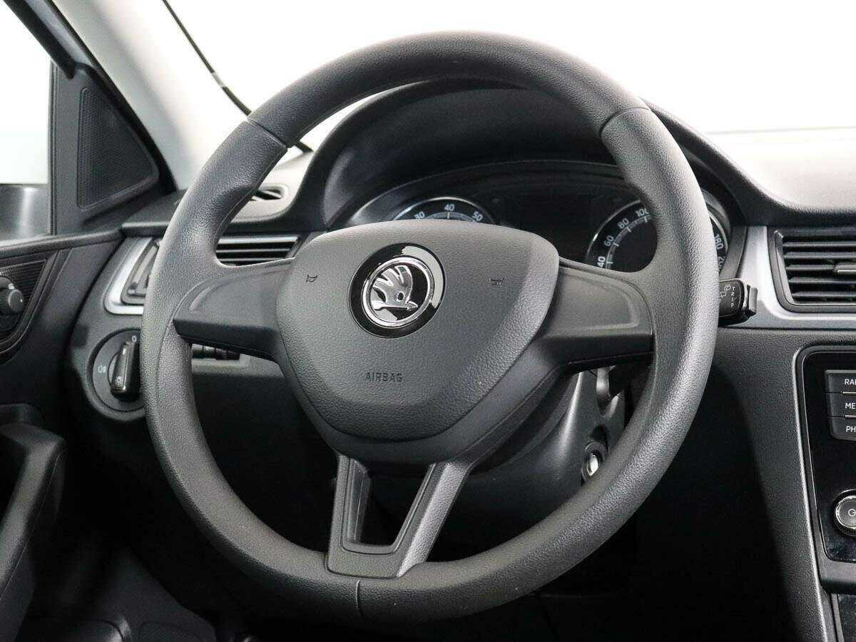 Купить Skoda Rapid с пробегом. Фото: #12