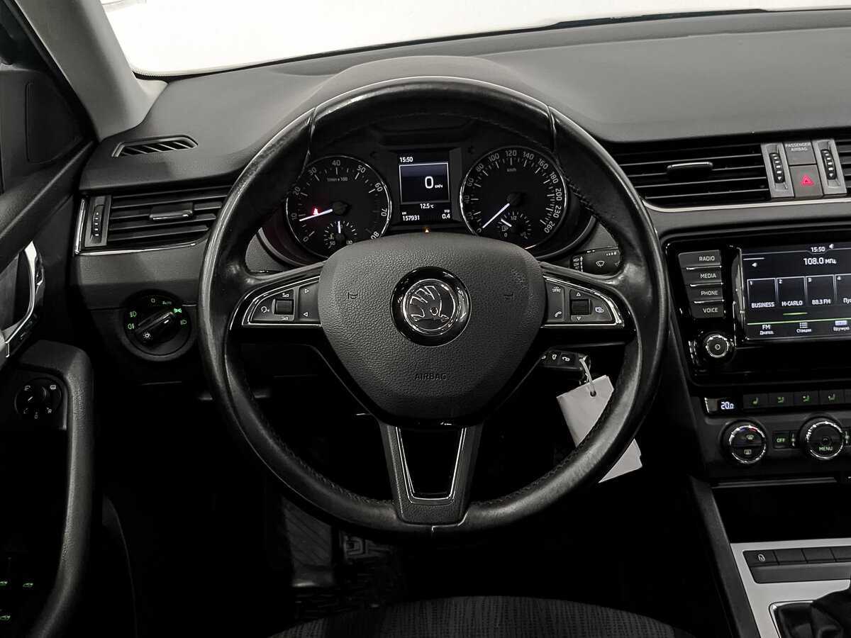 Купить Skoda Octavia с пробегом. Фото: #20