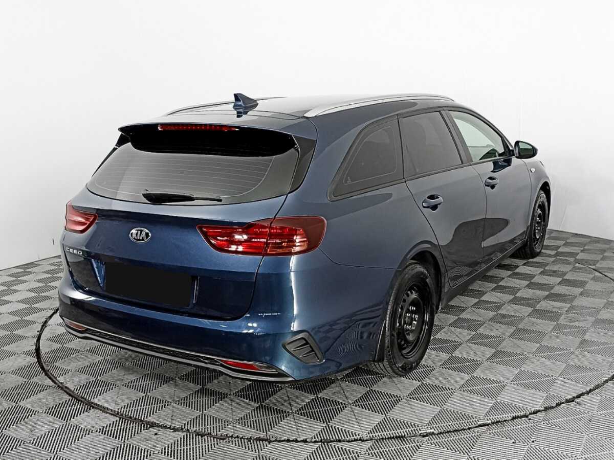 Купить Kia Ceed с пробегом. Фото: #4