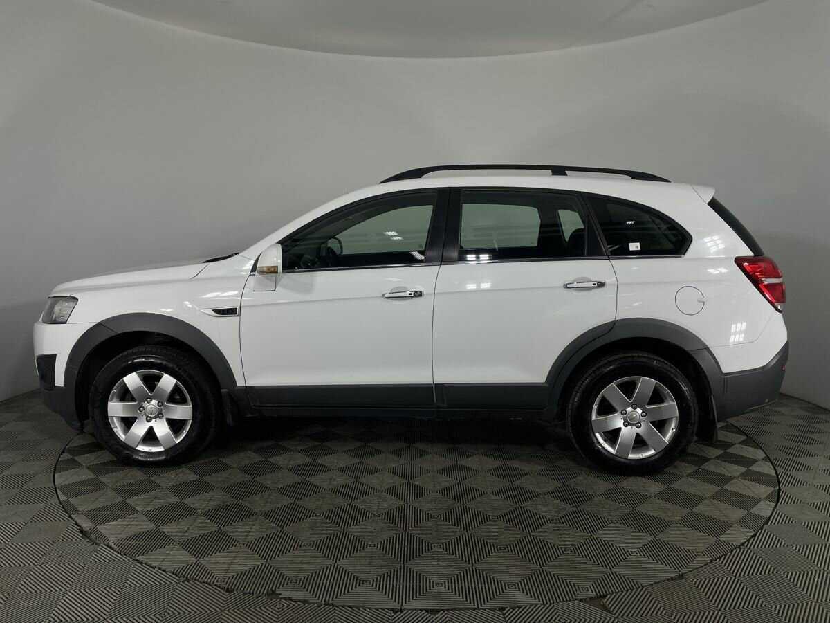 Купить Chevrolet Captiva с пробегом. Фото: #4