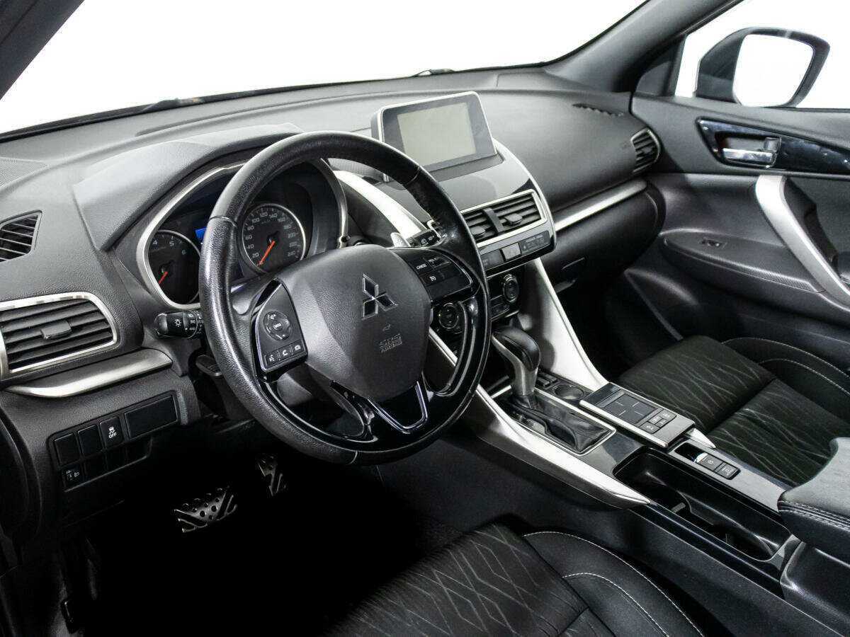 Купить Mitsubishi Eclipse Cross с пробегом. Фото: #10
