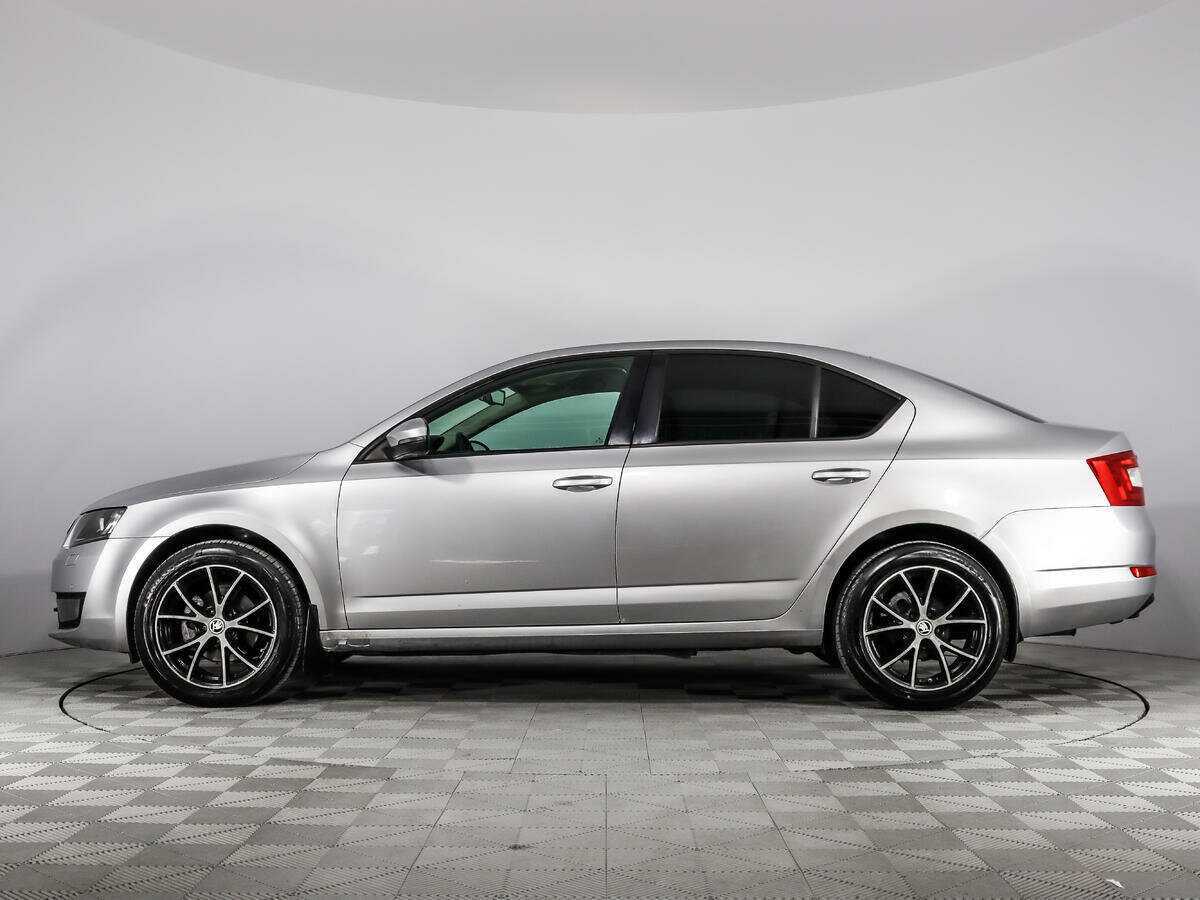 Купить Skoda Octavia с пробегом. Фото: #7