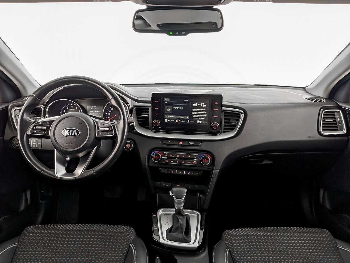 Купить Kia Ceed с пробегом. Фото: #11