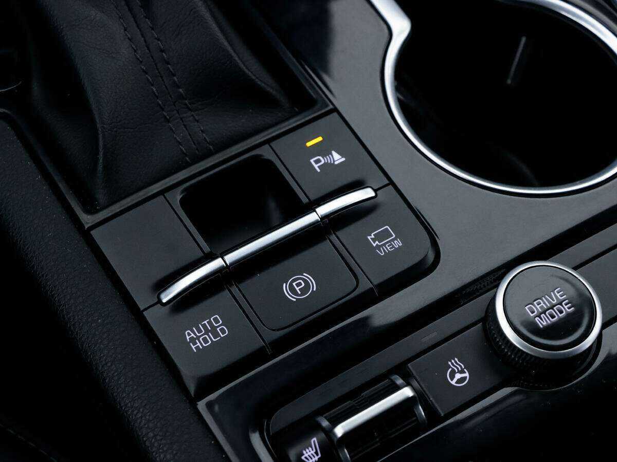 Купить Kia K5 с пробегом. Фото: #17