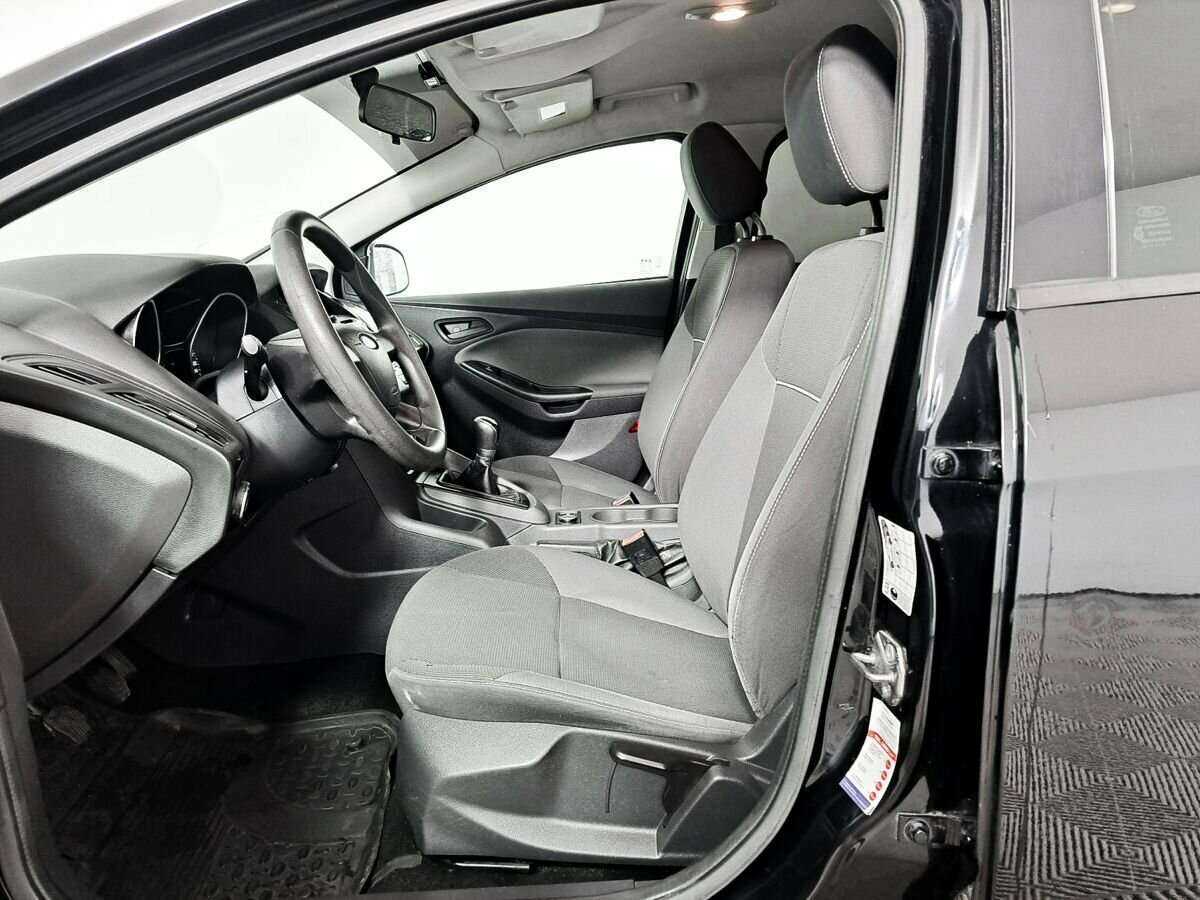 Купить Ford Focus с пробегом. Фото: #11