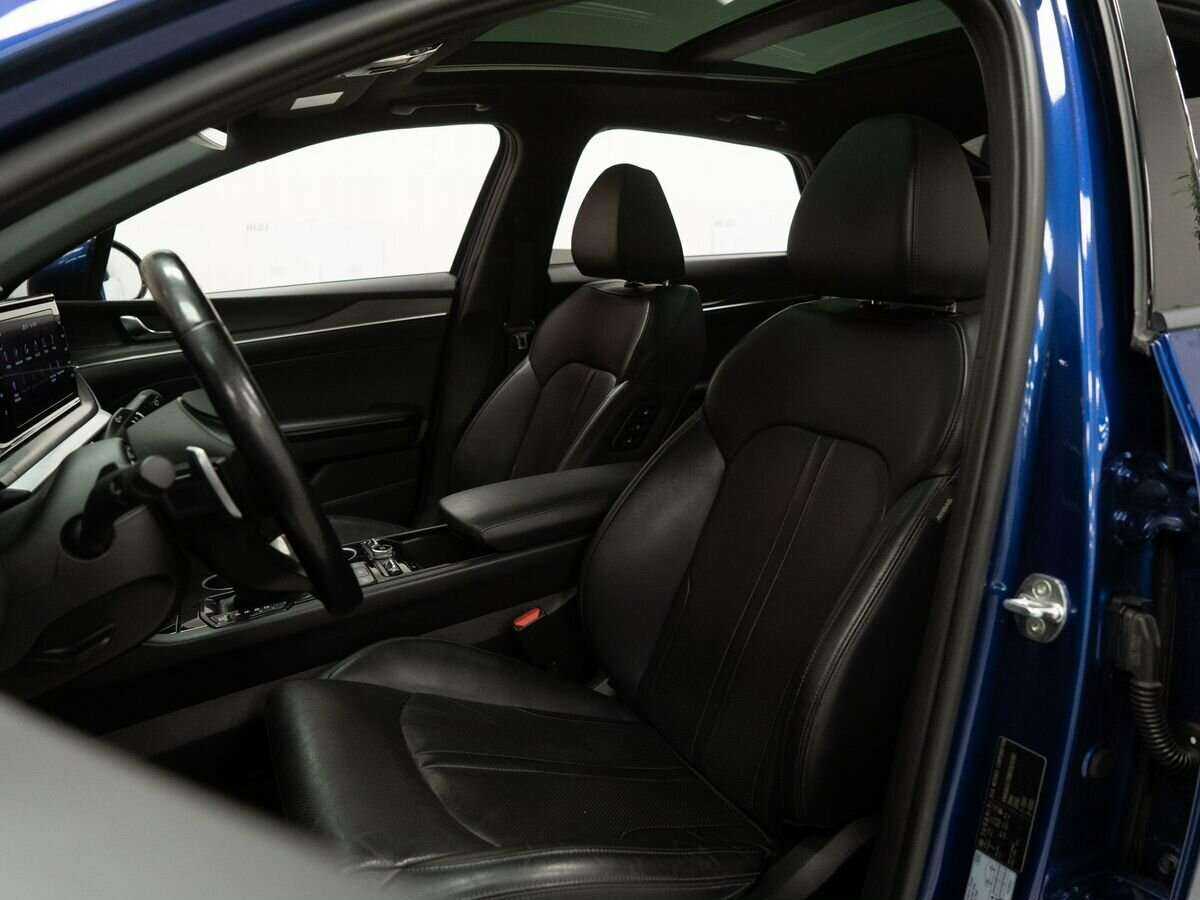 Купить Kia K5 с пробегом. Фото: #5