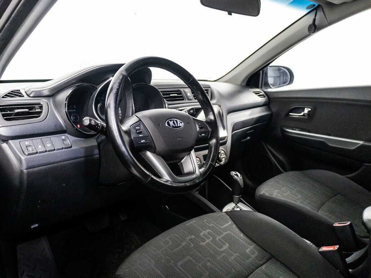 Купить Kia Rio с пробегом. Фото: #9