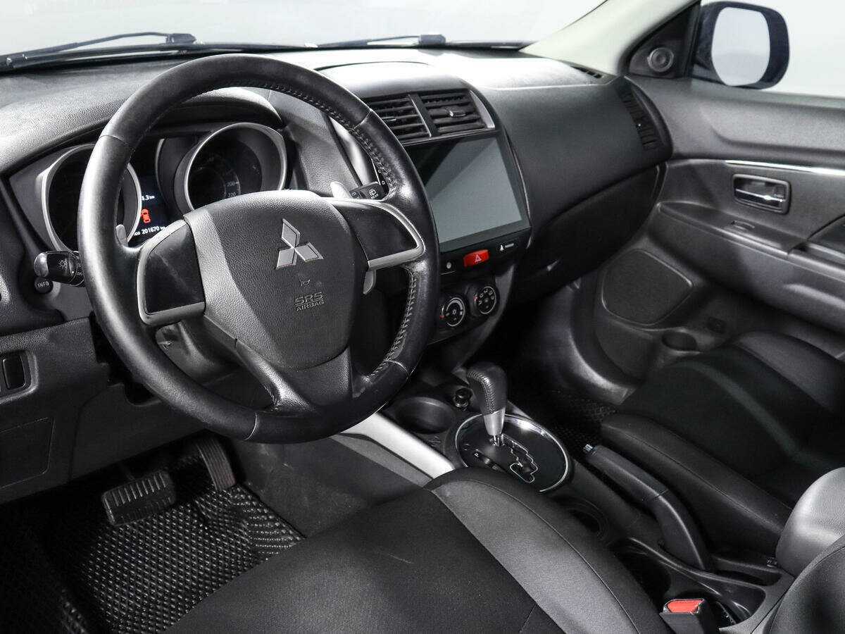 Купить Mitsubishi ASX с пробегом. Фото: #13
