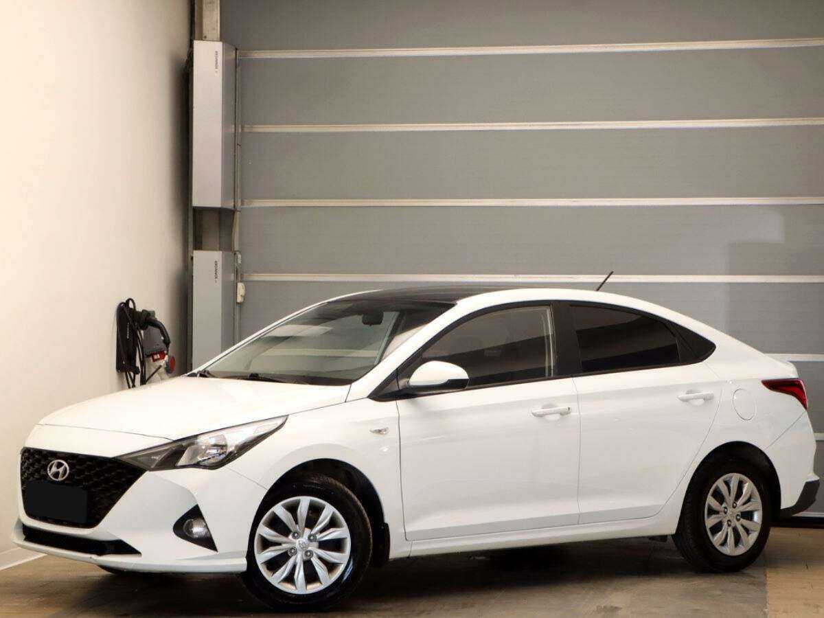 Купить Hyundai Solaris с пробегом. Посмотреть фото