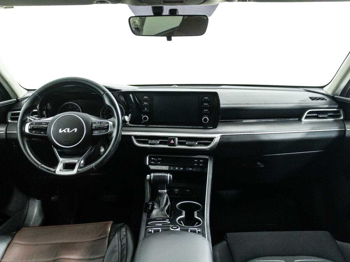Купить Kia K5 с пробегом. Фото: #12