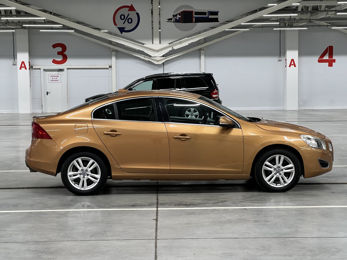Купить Volvo S60 с пробегом. Фото: #3
