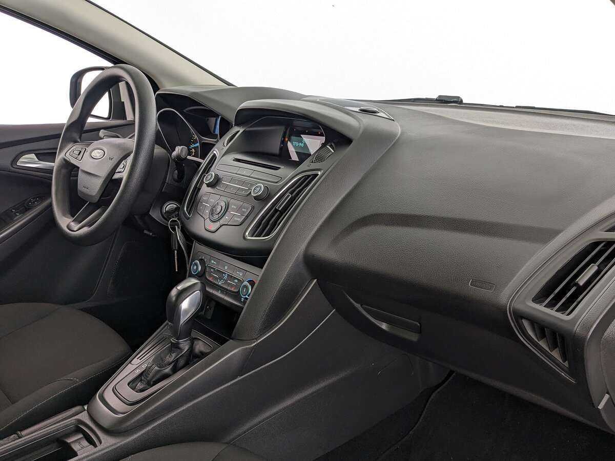 Купить Ford Focus с пробегом. Фото: #8