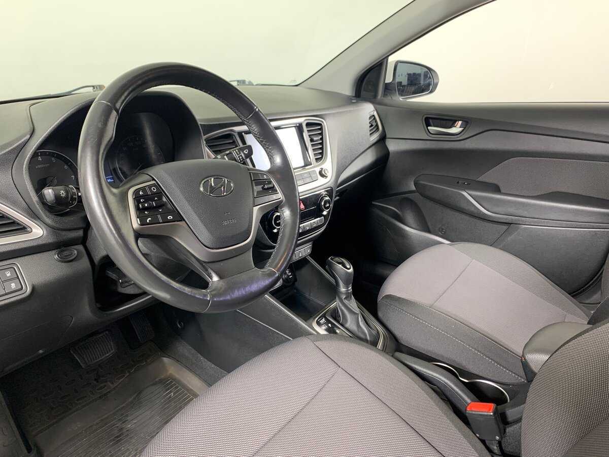 Купить Hyundai Solaris с пробегом. Фото: #11