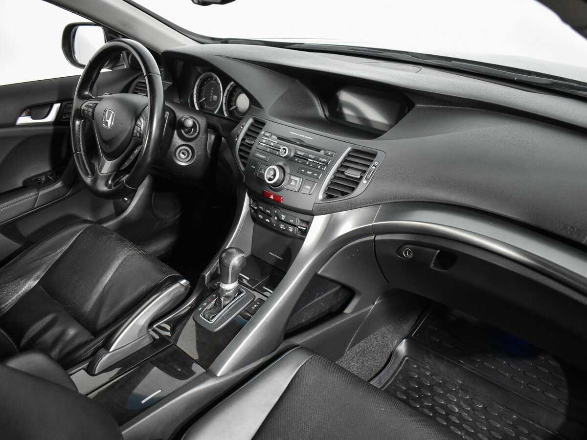 Купить Honda Accord с пробегом. Фото: #14