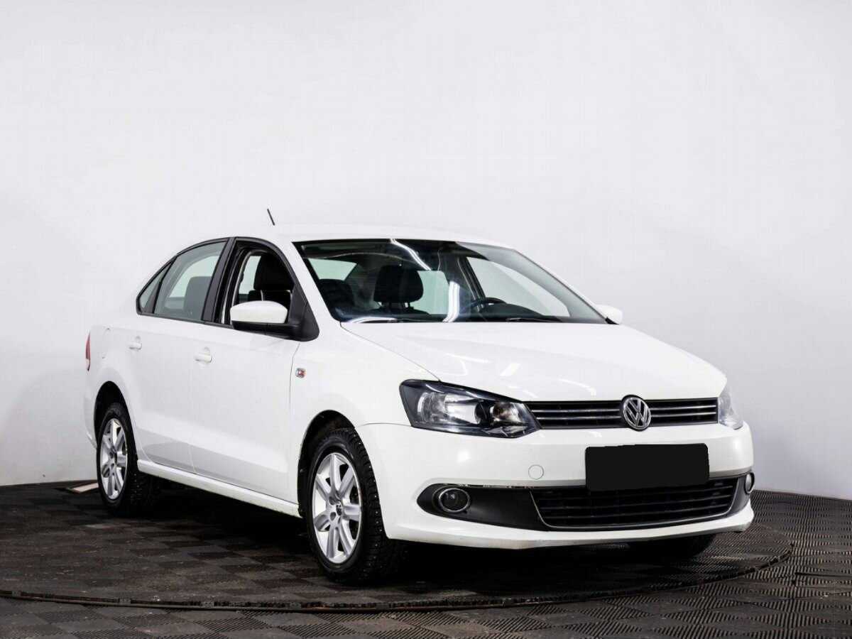 Купить Volkswagen Polo с пробегом. Фото: #2