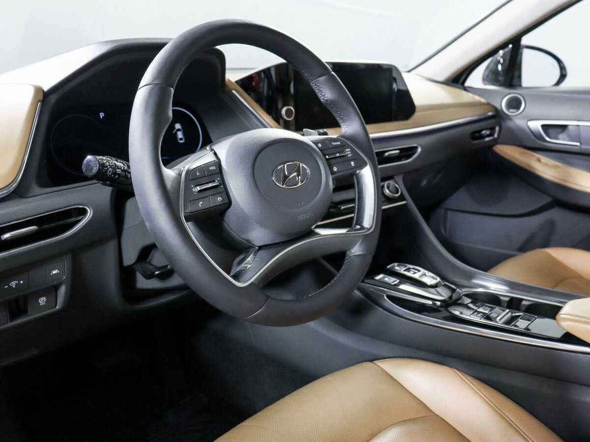 Купить Hyundai Sonata с пробегом. Фото: #13