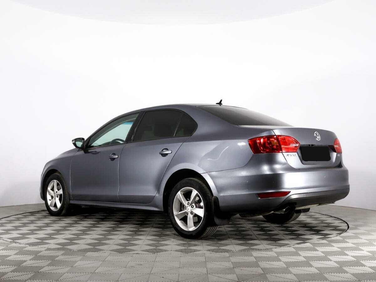 Купить Volkswagen Jetta с пробегом. Фото: #6