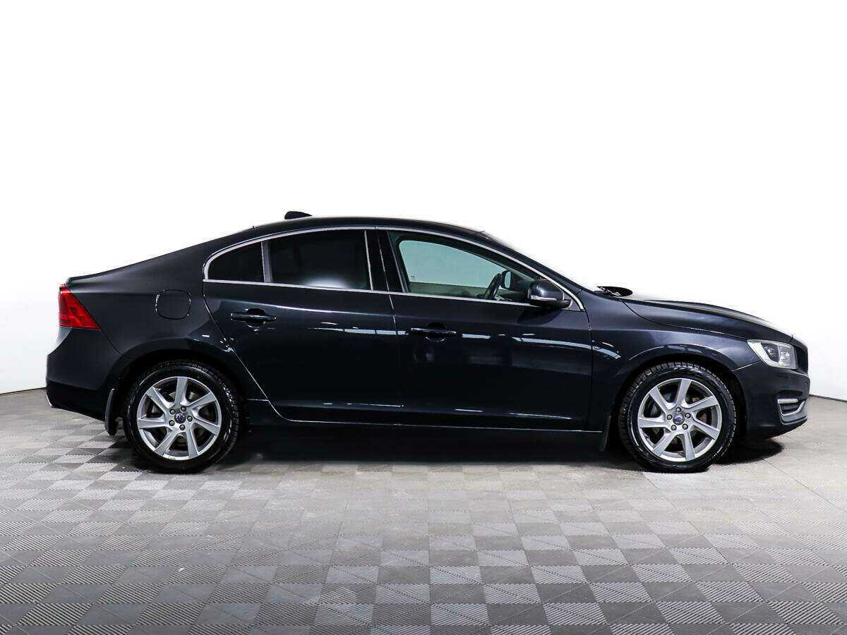 Купить Volvo S60 с пробегом. Фото: #3