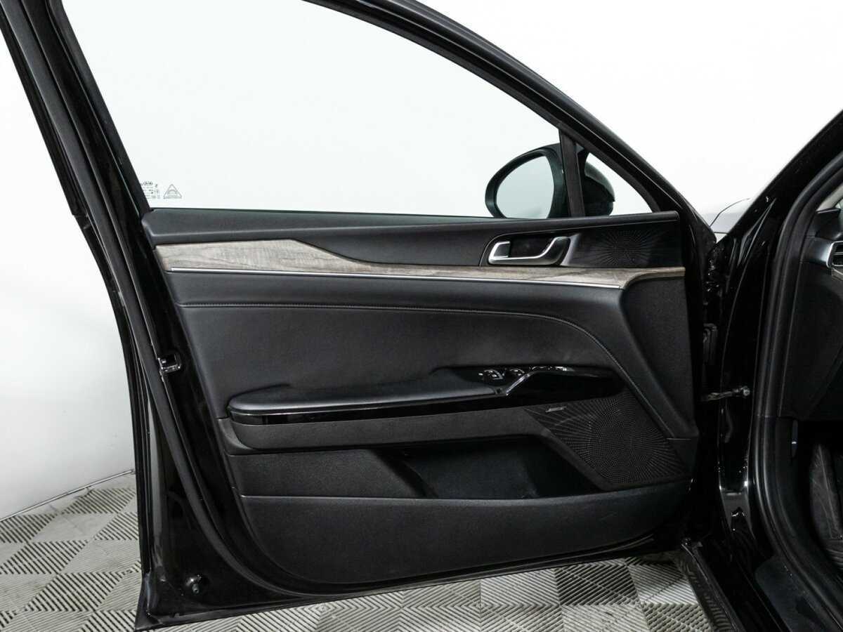 Купить Kia K5 с пробегом. Фото: #26