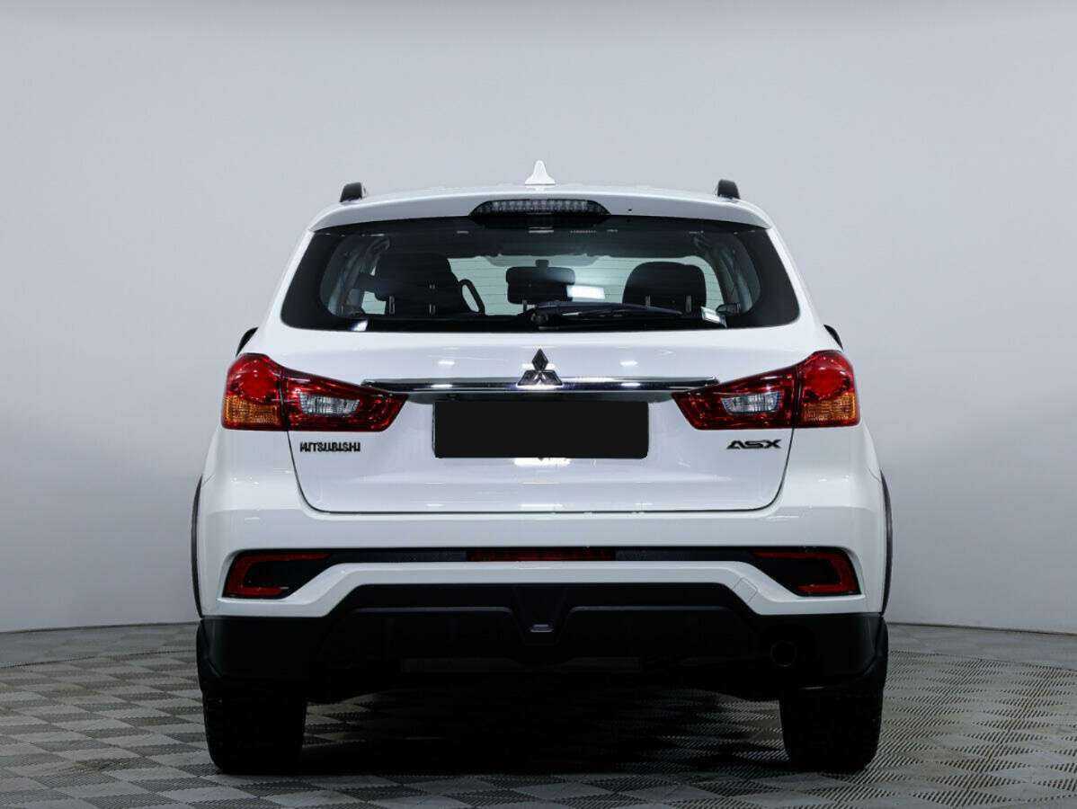 Купить Mitsubishi ASX с пробегом. Фото: #4