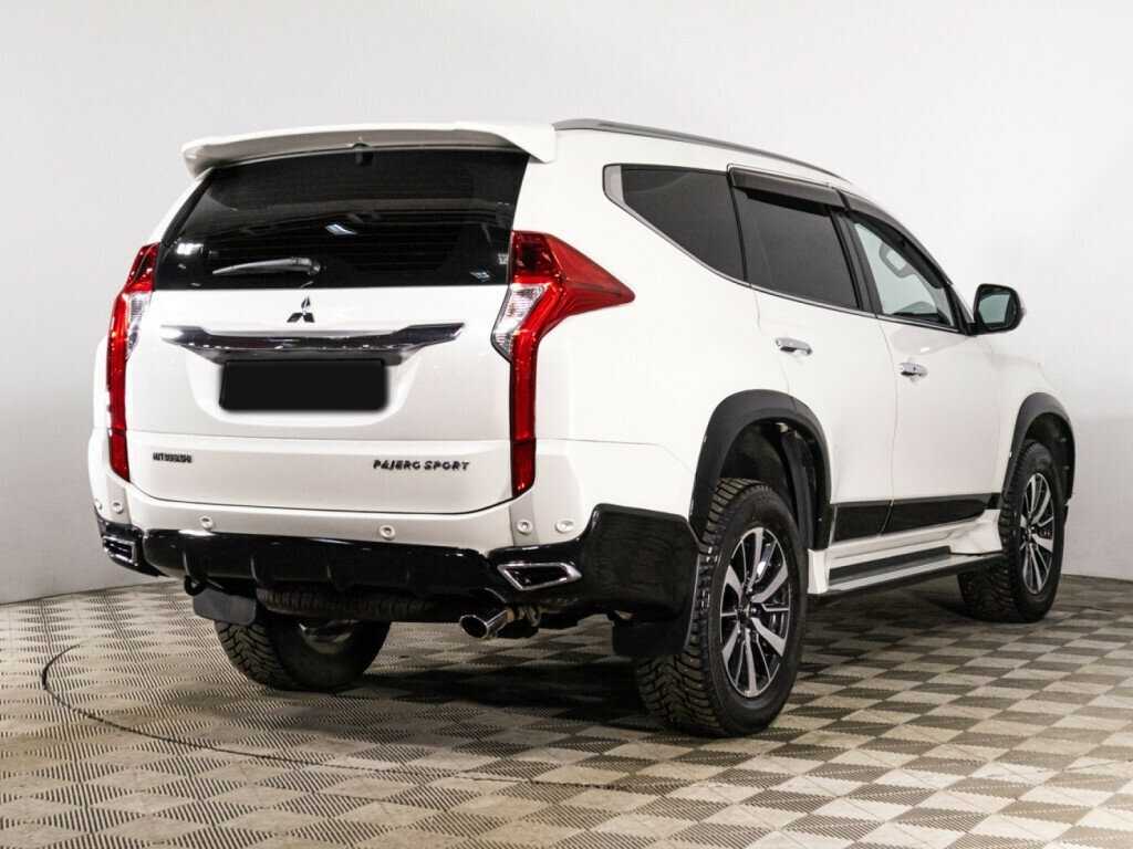 Купить Mitsubishi Pajero Sport с пробегом. Фото: #4