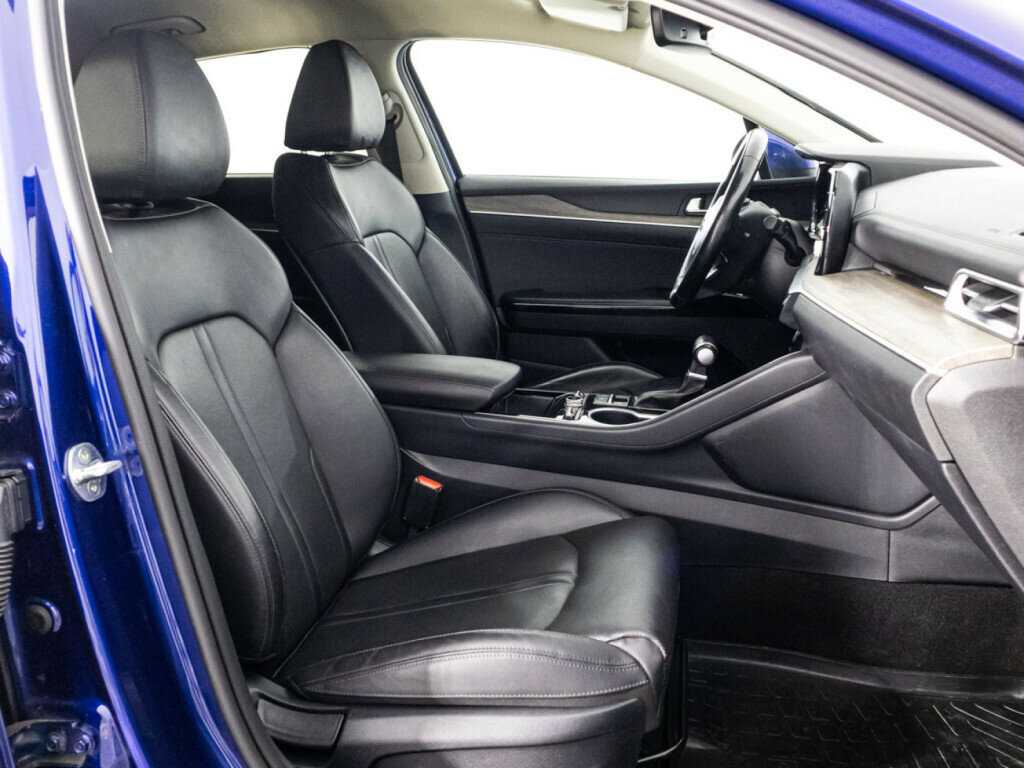 Купить Kia K5 с пробегом. Фото: #14