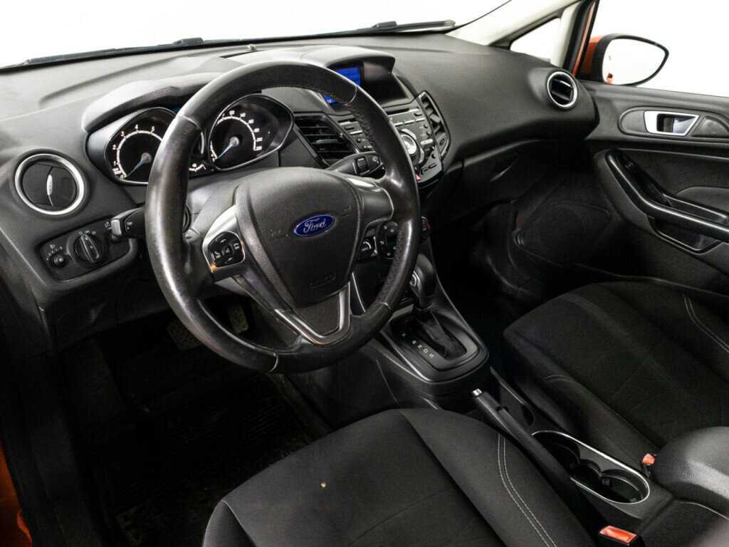 Купить Ford Fiesta с пробегом. Фото: #10