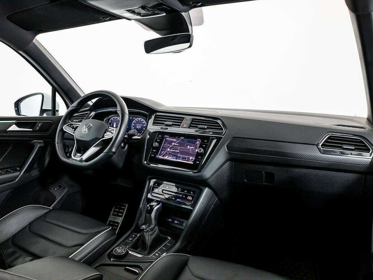 Купить Volkswagen Tiguan с пробегом. Фото: #6