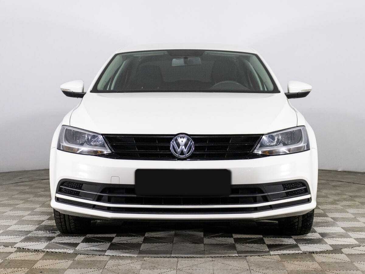 Купить Volkswagen Jetta с пробегом. Фото: #1