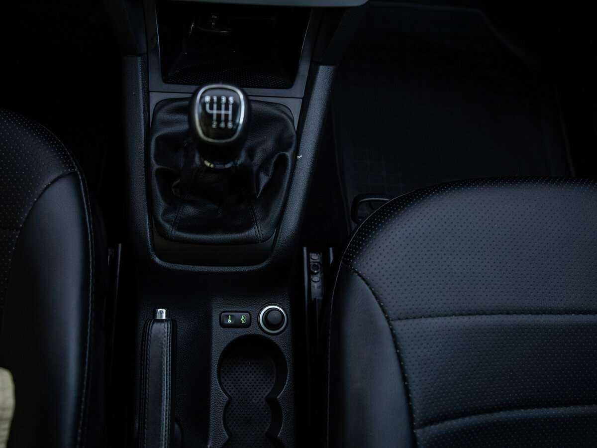 Купить Skoda Yeti с пробегом. Фото: #12