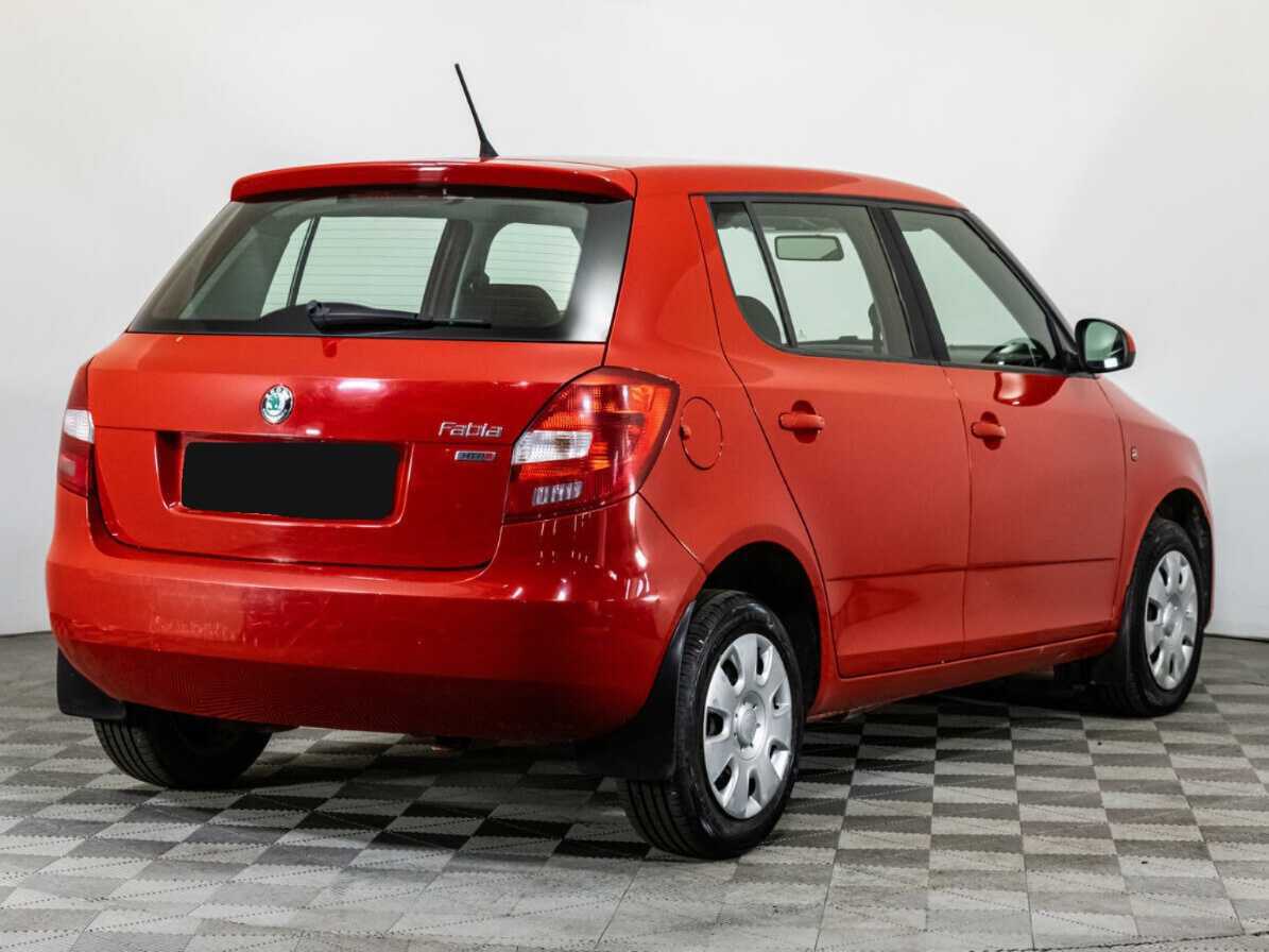 Купить Skoda Fabia с пробегом. Фото: #4