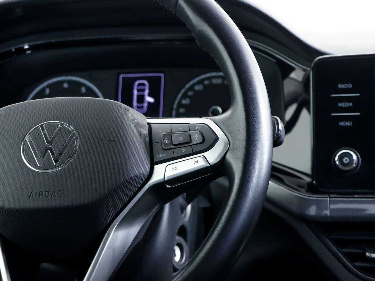 Купить Volkswagen Polo с пробегом. Фото: #13