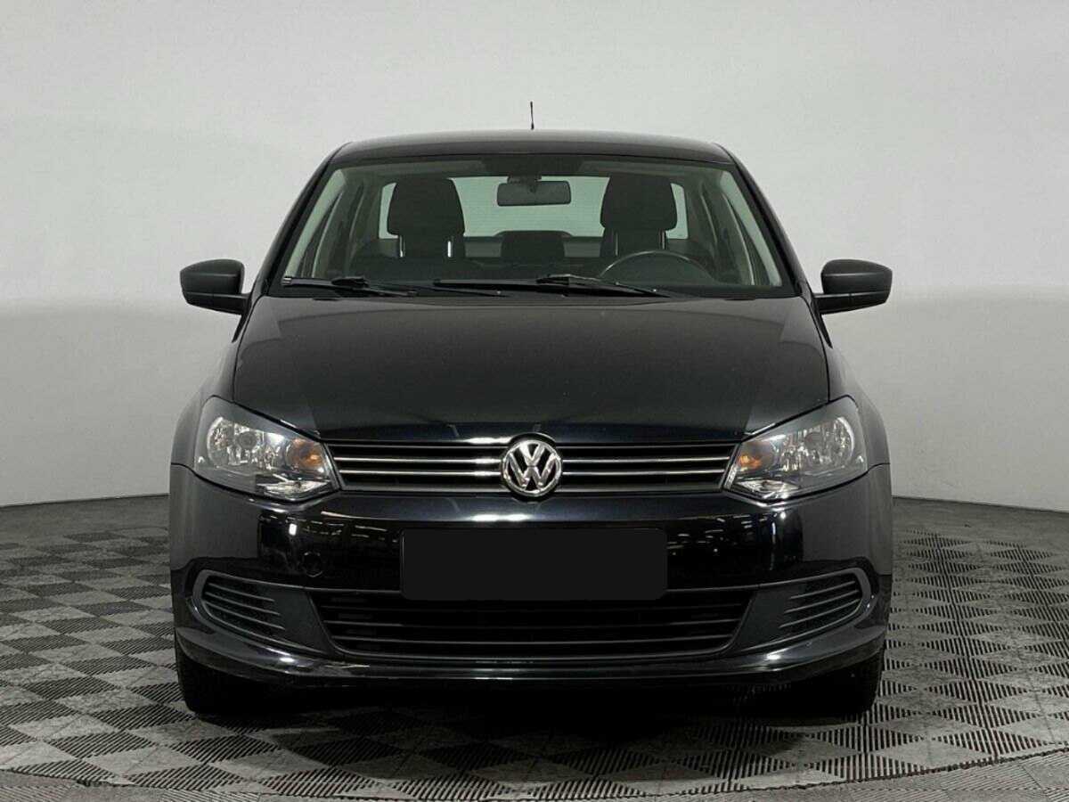 Купить Volkswagen Polo с пробегом. Фото: #1