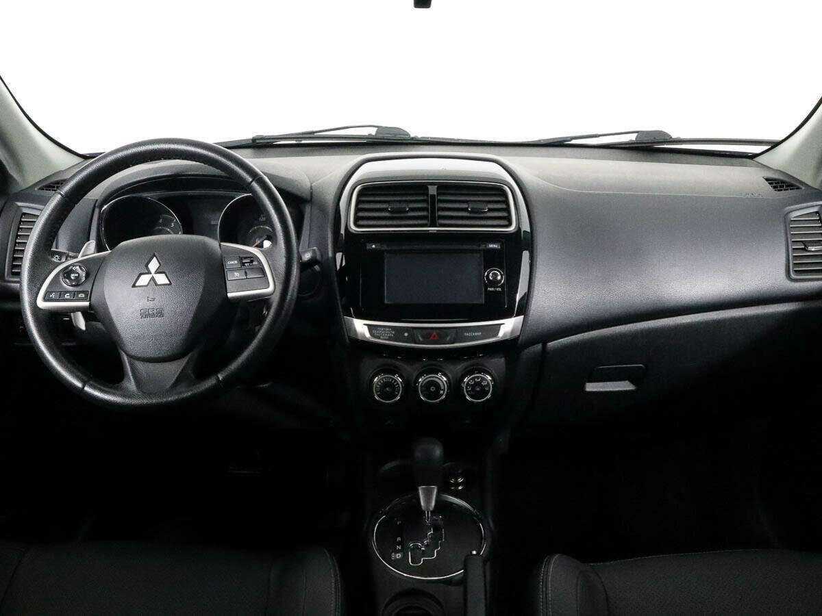 Купить Mitsubishi ASX с пробегом. Фото: #9