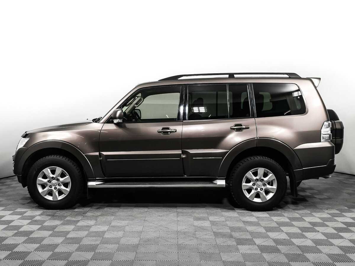 Купить Mitsubishi Pajero с пробегом. Фото: #7