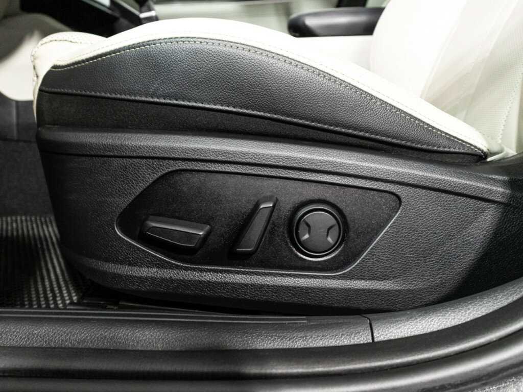 Купить Kia K5 с пробегом. Фото: #16