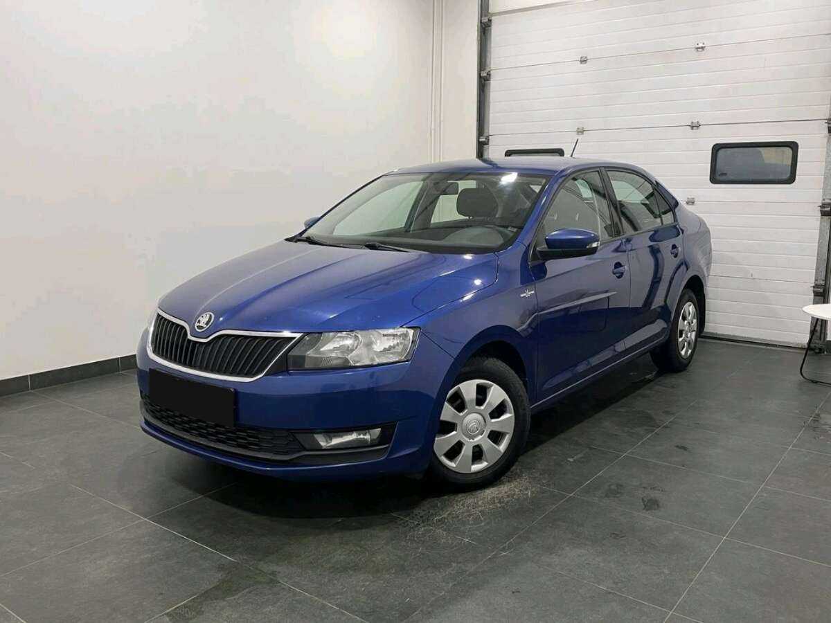 Купить Skoda Rapid с пробегом. Фото: #0
