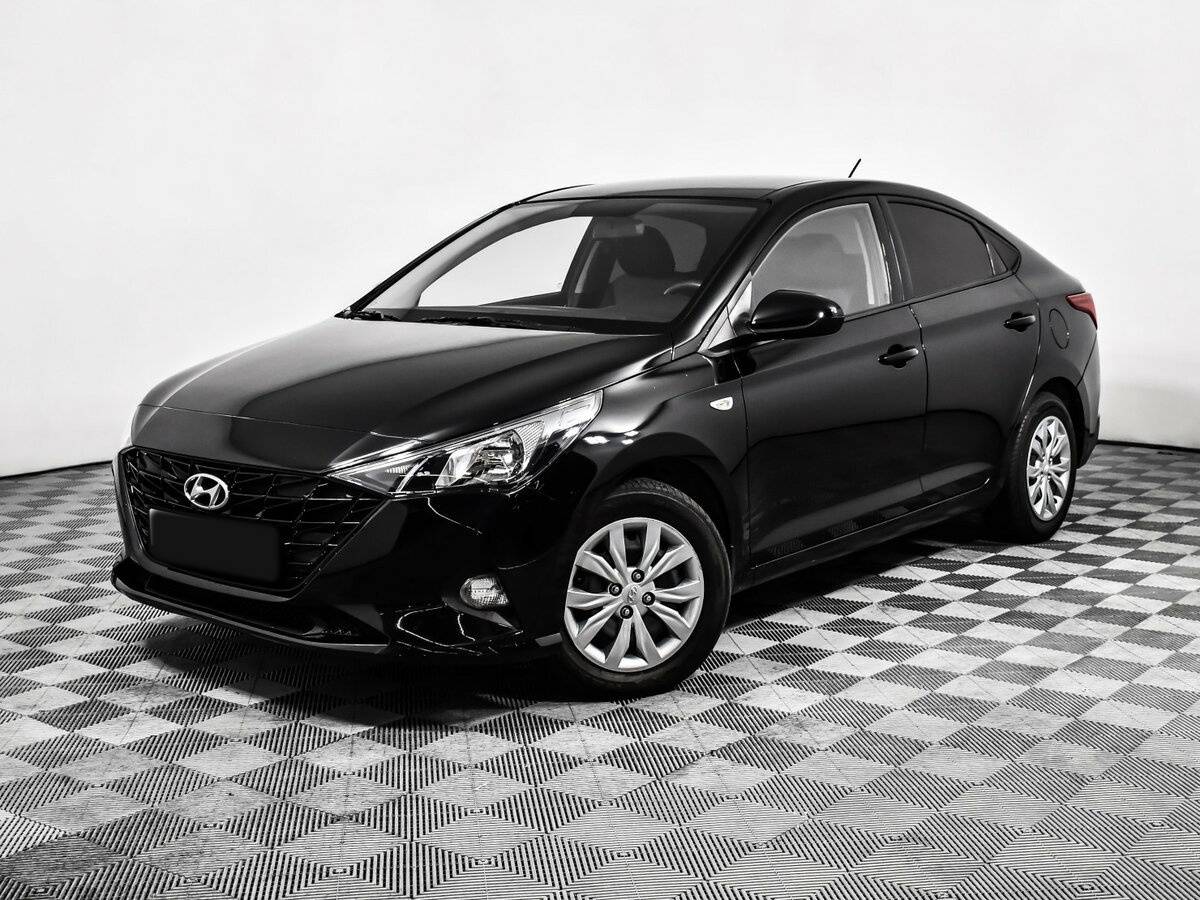 Купить Hyundai Solaris с пробегом. Фото: #0
