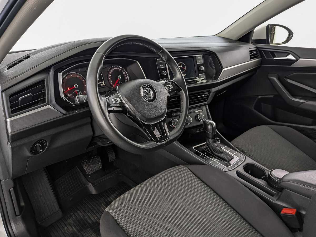 Купить Volkswagen Jetta с пробегом. Фото: #10