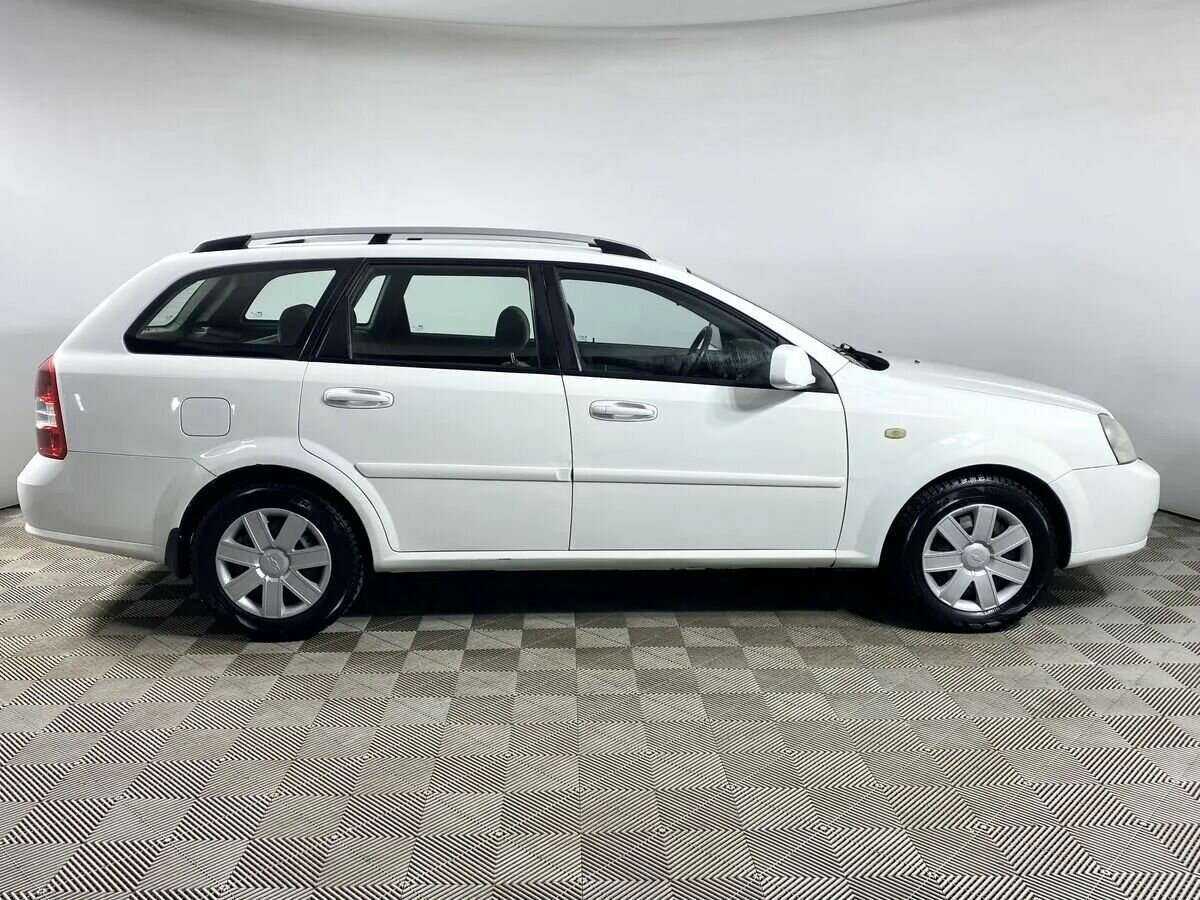 Купить Chevrolet Lacetti с пробегом. Фото: #3
