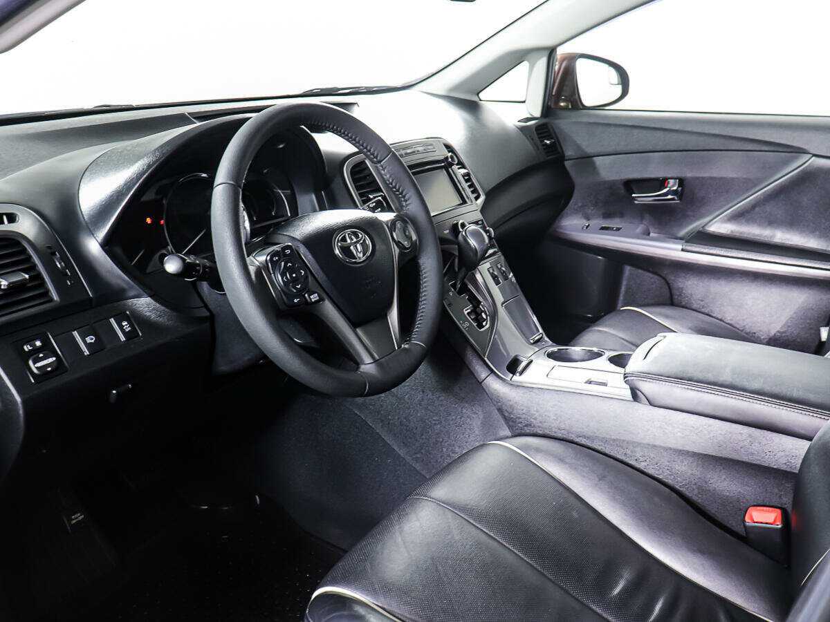 Купить Toyota Venza с пробегом. Фото: #10