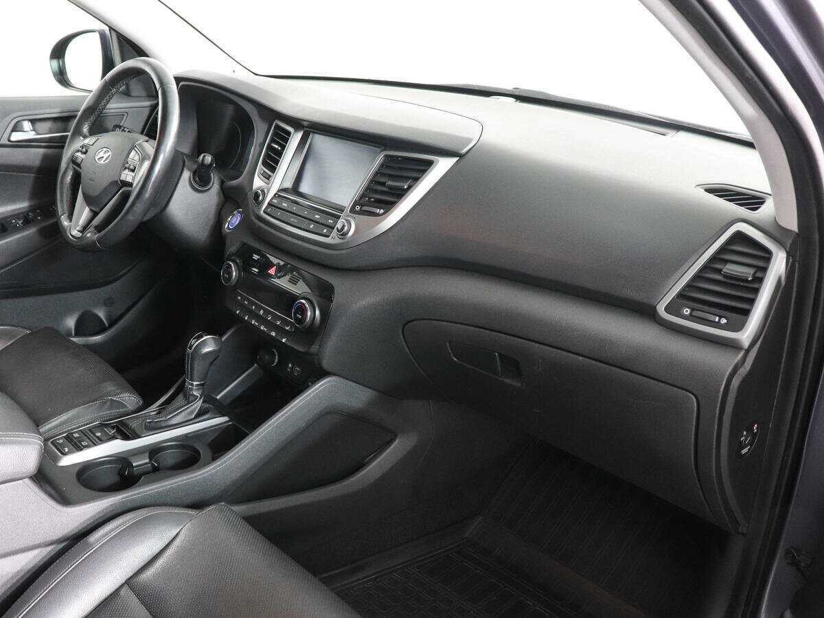 Купить Hyundai Tucson с пробегом. Фото: #9