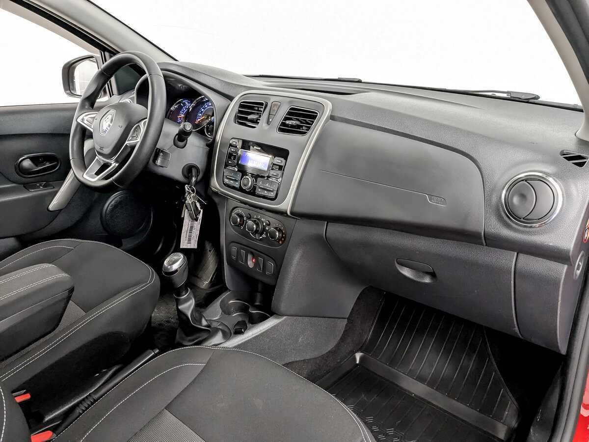 Купить Renault Logan с пробегом. Фото: #10