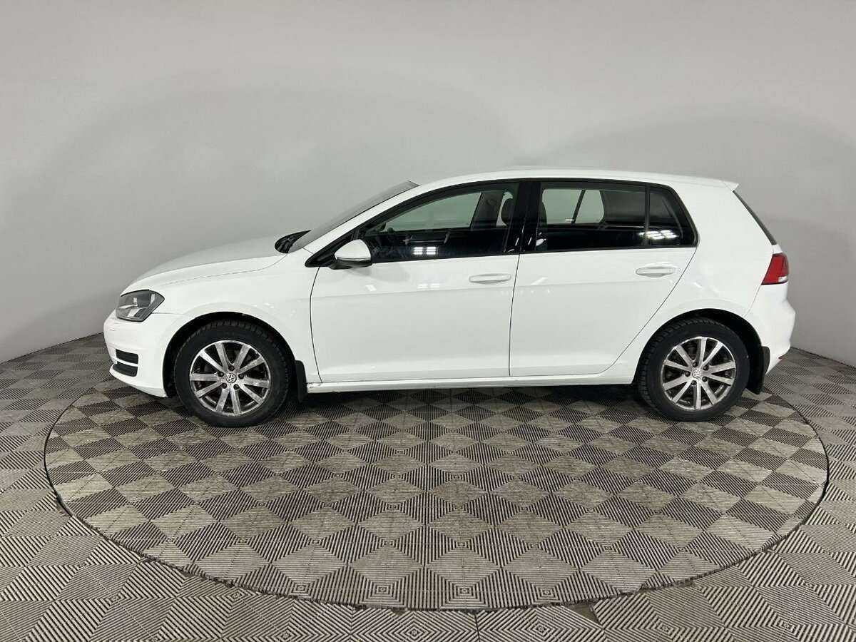 Купить Volkswagen Golf с пробегом. Фото: #4