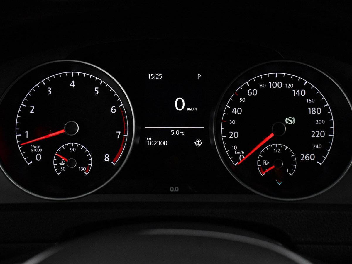 Купить Volkswagen Golf с пробегом. Фото: #17
