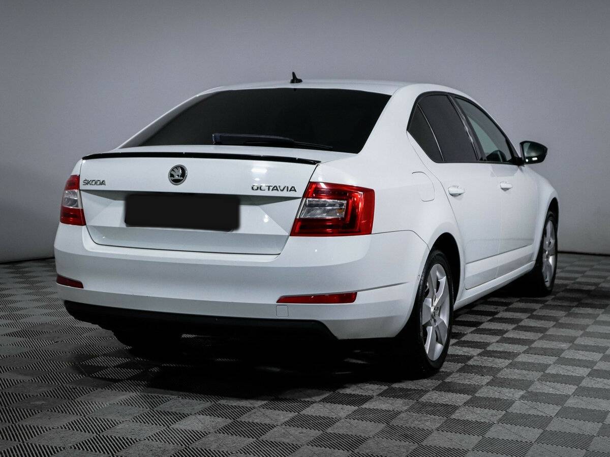 Купить Skoda Octavia с пробегом. Фото: #3