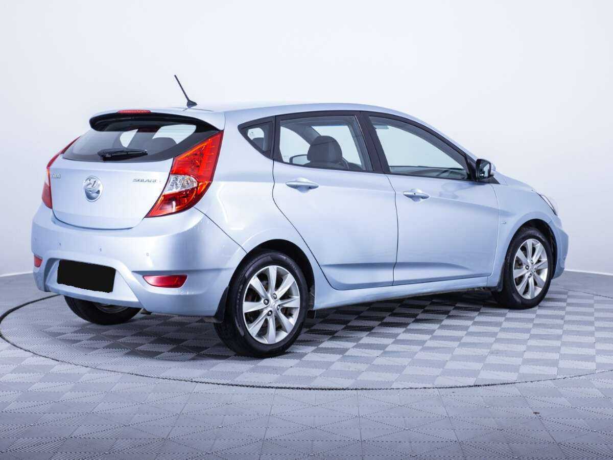 Купить Hyundai Solaris с пробегом. Фото: #4