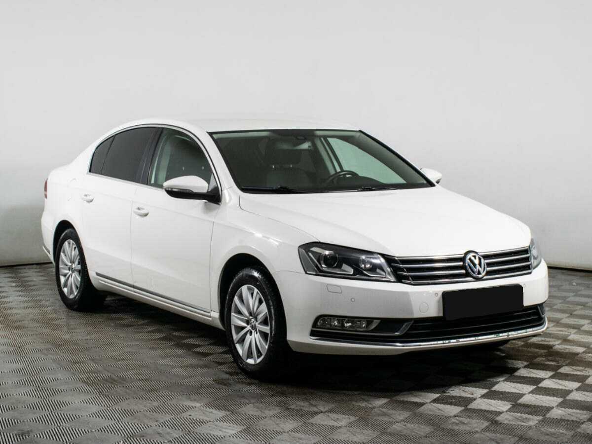 Купить Volkswagen Passat с пробегом. Фото: #1