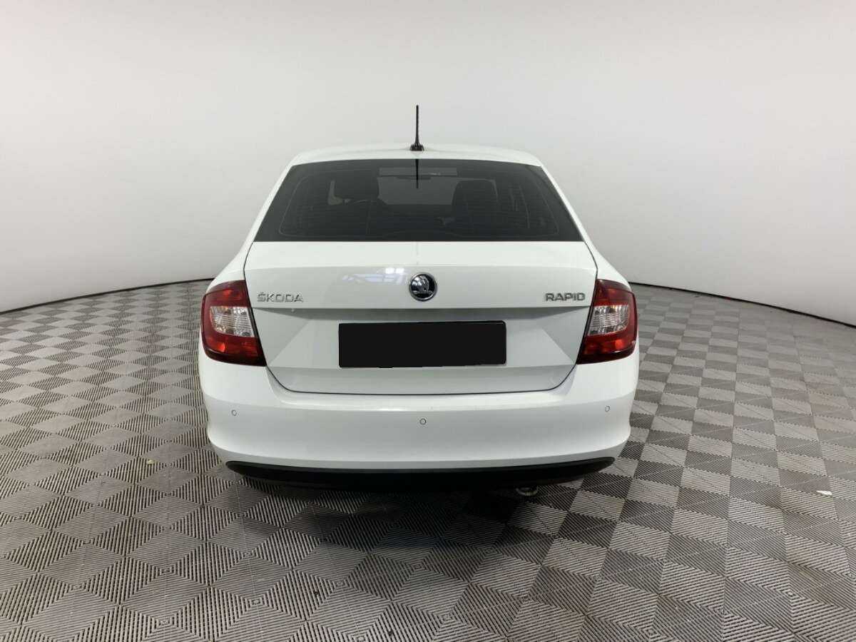 Купить Skoda Rapid с пробегом. Фото: #5